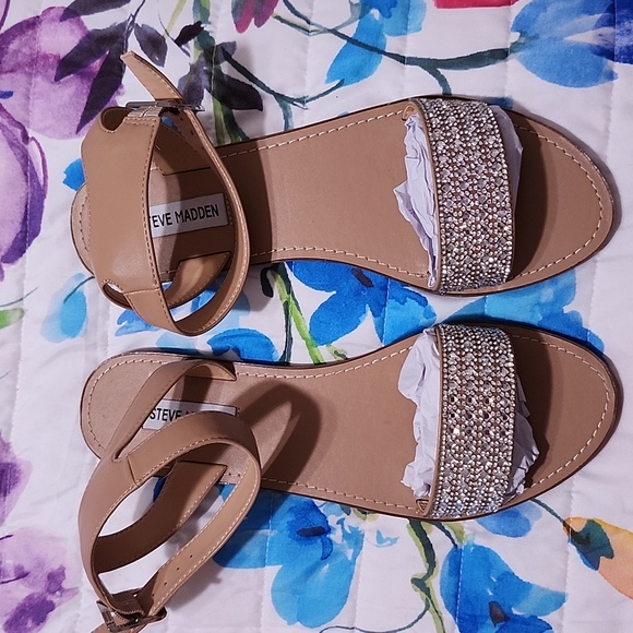 Steve Madden Sandals with Rhinestones - Picture 1 of 3
